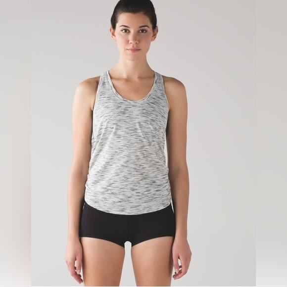 Lululemon Tie It Up Singlet Fly Away Tank Top Tiger Space Dye Black White - Picture 6 of 11